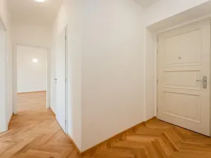 Pronájem bytu 2+kk, Praha - Žižkov, Seifertova, 46 m2