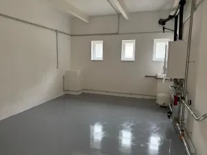 Pronájem skladu, Ostrov, 150 m2