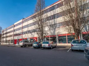 Pronájem komerční nemovitosti, Hradec Králové, náměstí 5. května, 16 m2