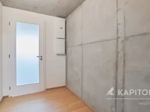 Prodej bytu 2+kk, Praha - Vysočany, Kolbenova, 77 m2