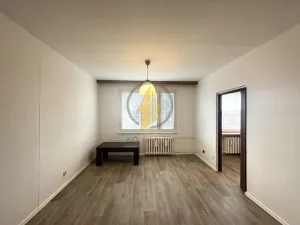 Pronájem bytu 3+1, Jičín, Nám. V. Čtvrtka, 67 m2