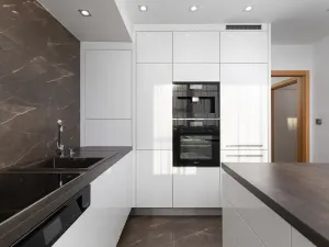 Prodej bytu 3+kk, Opava, Holasická, 65 m2