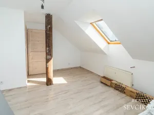 Prodej rodinného domu, Nechanice, 180 m2