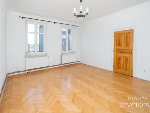 Prodej bytu 2+1, Hradec Králové, Pospíšilova, 69 m2