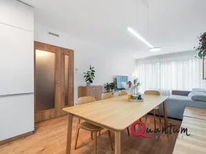 Prodej bytu 3+kk, Praha - Vysočany, Střídavá, 86 m2