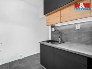 Prodej bytu 1+1, Liberec - Liberec VI-Rochlice, Pazderkova, 35 m2