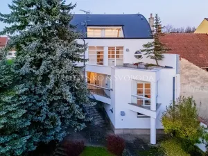 Prodej ubytování, Křižanov, Benešovo náměstí, 530 m2