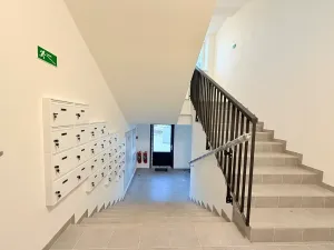 Pronájem bytu 2+kk, Milovice, Slepá, 53 m2