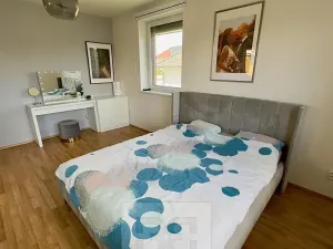 Pronájem rodinného domu, Zlonín, Borová, 198 m2