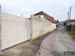 Prodej rodinného domu, Mělník, 136 m2