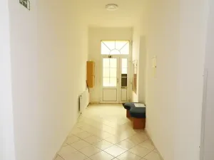 Pronájem bytu 1+1, Sokolov, Nádražní, 40 m2