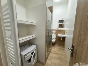Pronájem bytu 2+kk, Praha - Vršovice, Charkovská, 39 m2