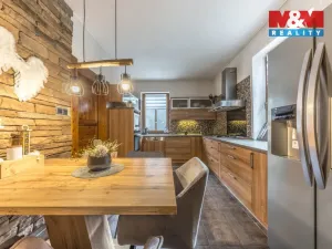 Prodej bytu 3+1, Mladá Boleslav - Čejetice, Koněvova, 86 m2