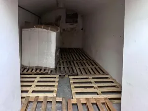 Pronájem skladu, Praha - Nusle, Mojmírova, 165 m2