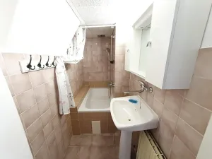 Pronájem bytu 3+kk, Praha - Strašnice, Dubečská, 70 m2