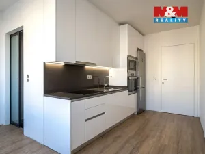 Prodej bytu 3+1, Strakonice - Strakonice II, Dukelská, 76 m2