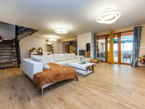 Prodej rodinného domu, Buš, 375 m2