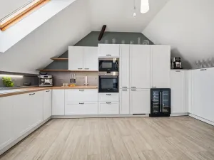 Prodej rodinného domu, Skvrňov, 288 m2