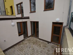 Pronájem bytu 2+kk, Brno, Churého, 41 m2