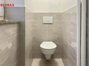 Pronájem bytu 2+1, Pardubice - Zelené Předměstí, Artura Krause, 52 m2