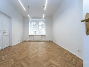 Pronájem kanceláře, Praha - Vinohrady, Čermákova, 170 m2