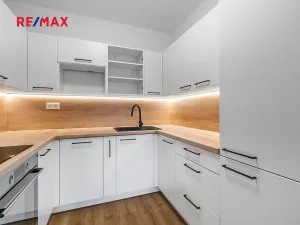 Pronájem bytu 2+kk, Plzeň, Slovanská, 56 m2