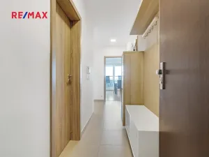 Prodej bytu 3+kk, Praha - Letňany, Hlučkova, 81 m2