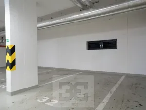 Pronájem bytu 2+kk, Praha - Hlubočepy, Fabiánové, 42 m2