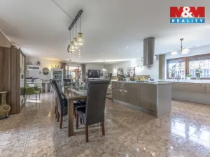 Prodej rodinného domu, Mladá Boleslav - Mladá Boleslav II, 9. května, 325 m2