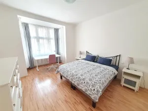 Pronájem bytu 2+kk, Praha - Vinohrady, Písecká, 60 m2