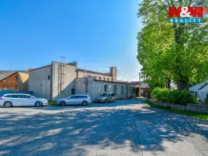 Prodej kanceláře, Bílovec - Lubojaty, 500 m2