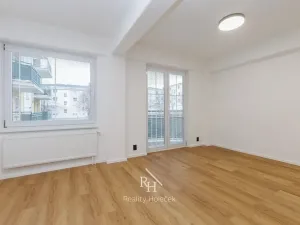 Pronájem bytu 1+kk, Kladno, Vojtěcha Lanny, 33 m2