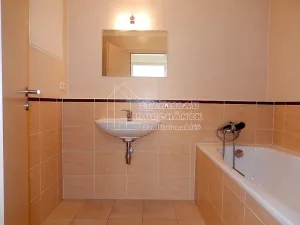 Pronájem bytu 2+kk, Praha - Hostivař, Bratislavská, 64 m2