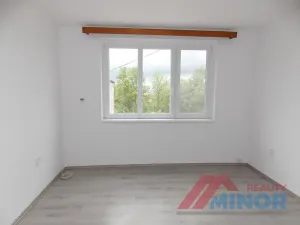 Pronájem bytu 3+1, Zlonice, Pippichova, 75 m2