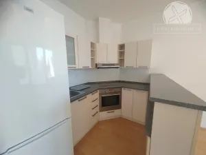 Pronájem bytu 1+kk, Praha - Hloubětín, Nepelova, 29 m2