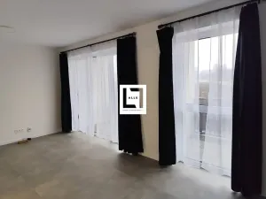 Pronájem bytu 1+kk, Olomouc, Bryksova, 39 m2