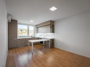 Prodej bytu 4+kk, Zlín, Kúty, 76 m2