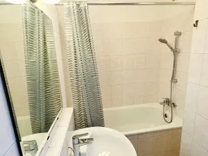 Pronájem bytu 1+kk, Brno - Líšeň, Molákova, 43 m2