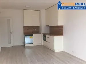 Pronájem bytu 2+kk, Beroun, Na Parkáně, 66 m2