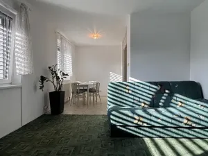 Pronájem bytu 2+kk, Pardubice, Na Labišti, 60 m2