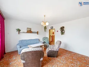 Prodej bytu 3+1, Maletín, 56 m2