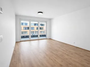 Pronájem bytu 2+kk, Praha - Hloubětín, Poděbradská, 67 m2