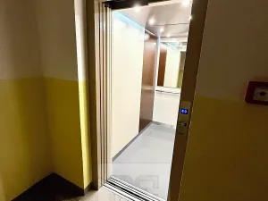 Pronájem bytu 1+kk, Plzeň, Toužimská, 32 m2