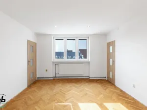 Prodej bytu 3+1, Bílovec, Radotínská, 57 m2