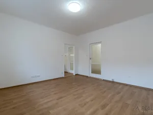 Pronájem bytu 2+1, Ostrava, Porubská, 60 m2