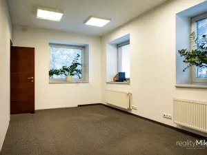 Prodej výrobních prostor, Liberec, Malodoubská, 3613 m2