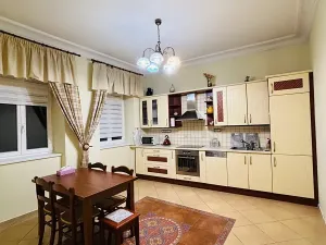 Prodej bytu 3+1, Karlovy Vary, I. P. Pavlova, 81 m2