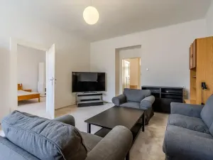 Pronájem bytu 2+1, Praha - Nusle, Pod sokolovnou, 77 m2