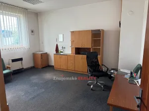 Pronájem skladu, Znojmo, 441 m2