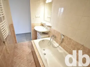 Prodej bytu 3+1, Chodov, U Porcelánky, 68 m2